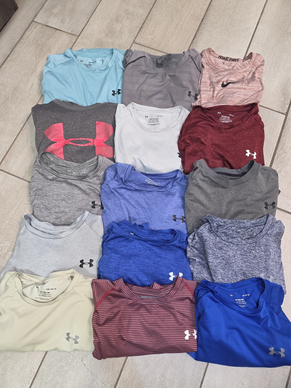 Under Armour Mens Assorted Performance T-Shirts - Multiple Colors- Large